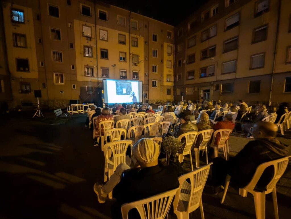 El público en la presentación de la película Literato